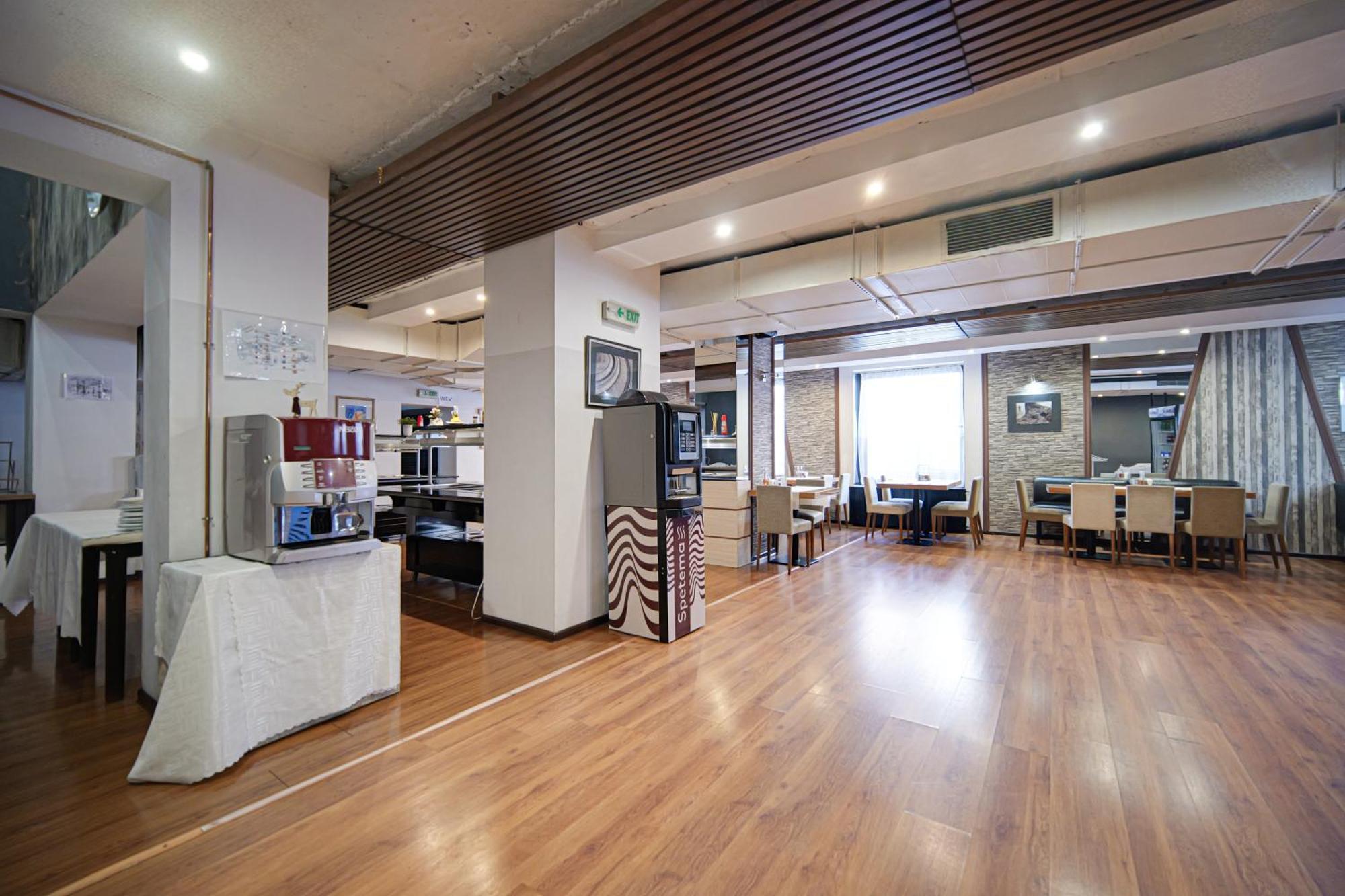 Riverside Boutique 4*