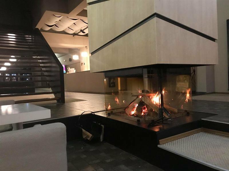 Riverside Boutique Hotel 4*